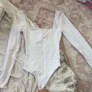 Aritzia Cream Long Sleeve Kids Bodysuit